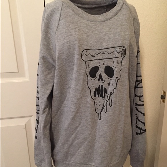 Hot Topic Tops - skull pizza pullover sweatshirt